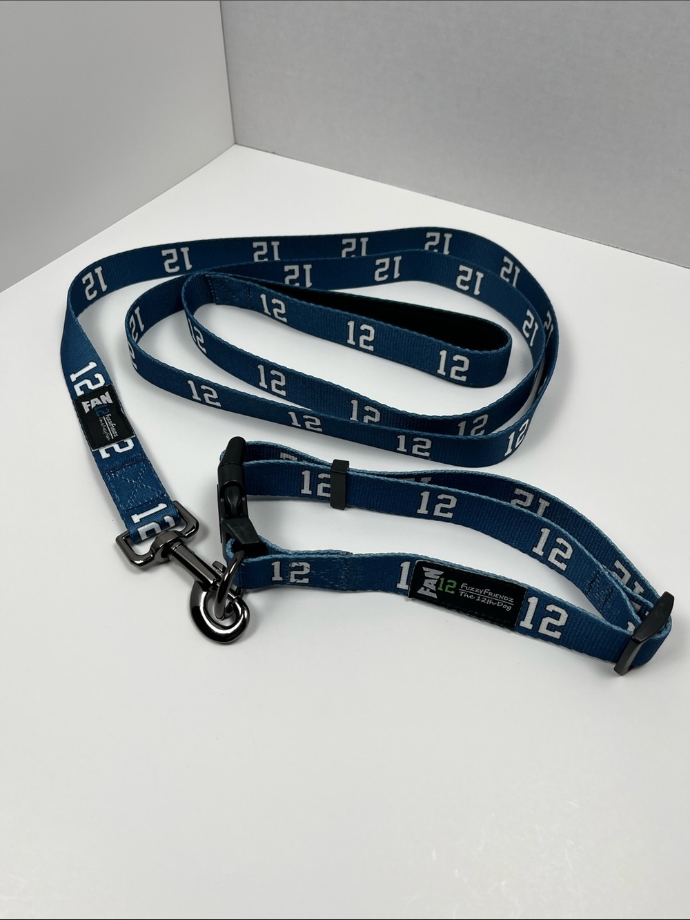 Seattle Seahawks 12th Man XL Dog Collar & 6' Leash Set by Fuzzy Friendz